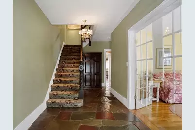 6-8 Gibbons Av. #8, Milford, MA 01757 - Photo 5