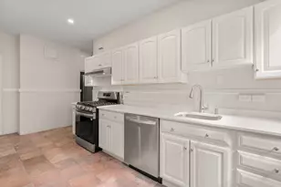 67 Green St, Brookline, MA 02446 - Photo 3