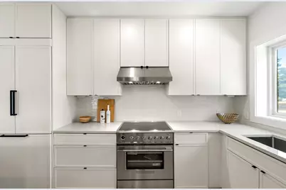 12 Elm Street #12, Newton, MA 02465 - Photo 3