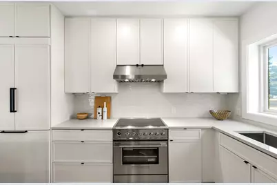 12 Elm Street #12, Newton, MA 02465 - Photo 3