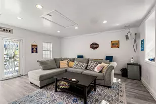 8 Minerva St, Swampscott, MA 01907 - Photo 27