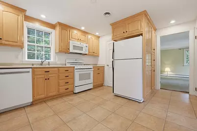 7 Cheryl Dr, Foxboro, MA 02035 - Photo 13