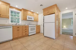 7 Cheryl Dr, Foxboro, MA 02035 - Photo 13