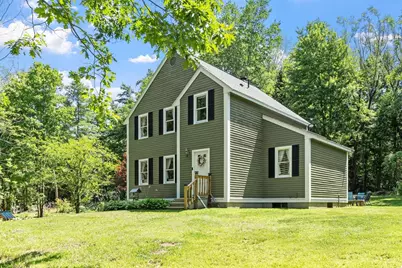 27 Natty Pond Dr, Hubbardston, MA 01452 - Photo 1