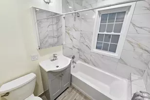 19 Rowe St, Newton, MA 02466 - Photo 15