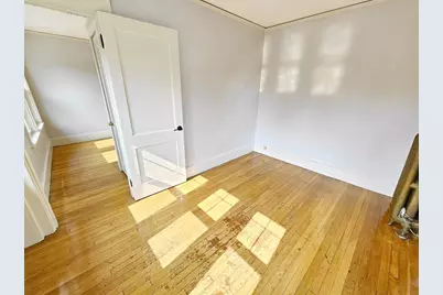 19 Rowe St #., Newton, MA 02466 - Photo 5