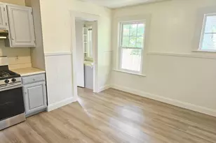 19 Rowe St, Newton, MA 02466 - Photo 17