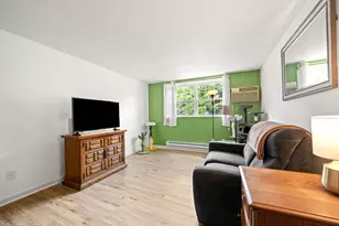 96 Richardson Rd, Chelmsford, MA 01863 - Photo 5