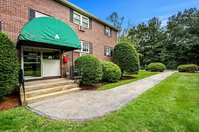 96 Richardson Rd #A5, Chelmsford, MA 01863 - Photo 3