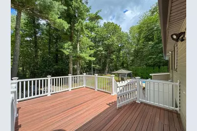 617 Marys Pond Rd, Rochester, MA 02770 - Photo 13