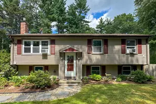 617 Marys Pond Rd, Rochester, MA 02770 - Photo 1