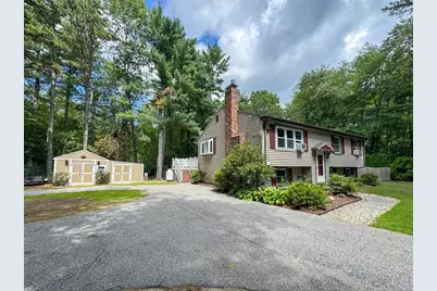 617 Marys Pond Rd, Rochester, MA 02770 - Photo 3