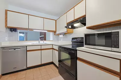 129 Highwood Drive #129, Franklin, MA 02038 - Photo 9