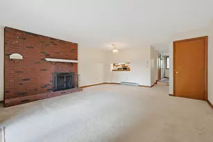 129 Highwood Dr, Franklin, MA 02038 - Photo 7