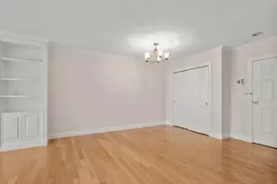 73 Chelsea St, Boston, MA 02129 - Photo 15