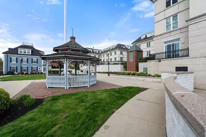 73 Chelsea St #305, Boston, MA 02129 - Photo 21