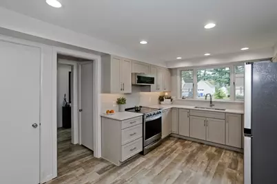 63 Pine Acre Rd, Springfield, MA 01129 - Photo 3