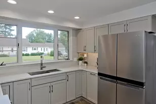 63 Pine Acre Rd, Springfield, MA 01129 - Photo 5