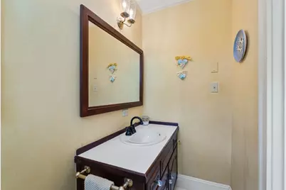 11 Hillcrest Rd, Marblehead, MA 01945 - Photo 9