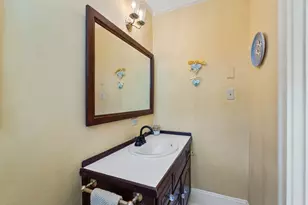 11 Hillcrest Rd, Marblehead, MA 01945 - Photo 9