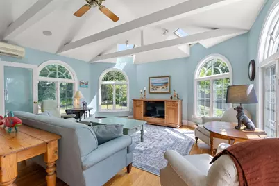 11 Hillcrest Rd, Marblehead, MA 01945 - Photo 3