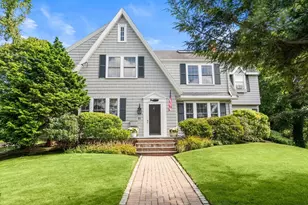 11 Hillcrest Rd, Marblehead, MA 01945 - Photo 1