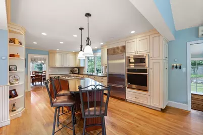 11 Hillcrest Rd, Marblehead, MA 01945 - Photo 5