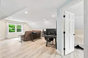 31 Quaker Village Ln, Sandwich, MA 02537 - Photo 19