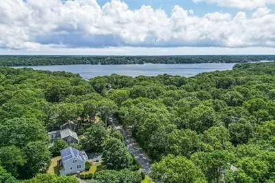 35 Pinecrest Ave, Mashpee, MA 02649 - Photo 3