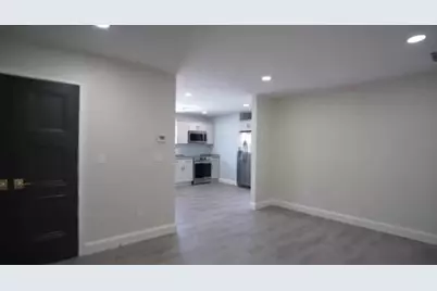 1047 County #2, Somerset, MA 02726 - Photo 1