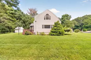 32 Slades Farm Ln, Dartmouth, MA 02748 - Photo 37