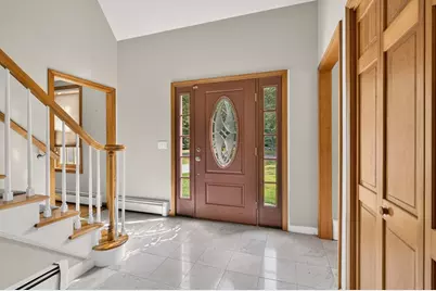 32 Slades Farm Ln, Dartmouth, MA 02748 - Photo 5