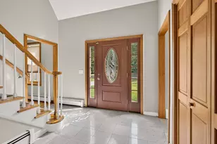 32 Slades Farm Ln, Dartmouth, MA 02748 - Photo 5
