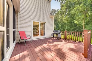 32 Slades Farm Ln, Dartmouth, MA 02748 - Photo 35