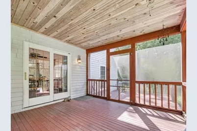 32 Slades Farm Ln, Dartmouth, MA 02748 - Photo 33