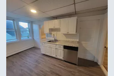 112 West Street #3, Worcester, MA 01609 - Photo 1