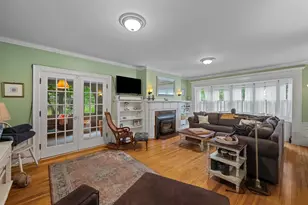 25 Kenwood Ave, Worcester, MA 01605 - Photo 13