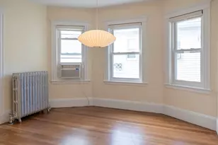 581 South St, Boston, MA 02131 - Photo 9