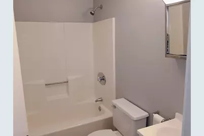 185 High Street #2L, Taunton, MA 02780 - Photo 5