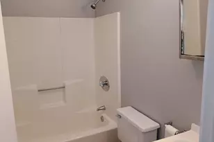 185 High St, Taunton, MA 02780 - Photo 5