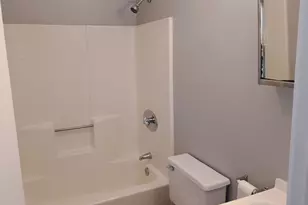 185 High St, Taunton, MA 02780 - Photo 5