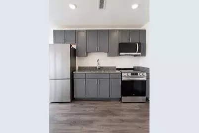 585 Essex St #722, Lynn, MA 01901 - Photo 3