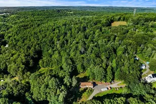 239 Lovers Ln, Haverhill, MA 01830 - Photo 7
