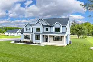 32 Balsam Hl Rd, Ludlow, MA 01056 - Photo 3