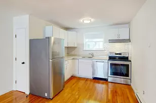 104 Trowbridge St, Cambridge, MA 02138 - Photo 5
