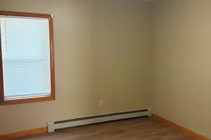 109 Ash St, Fall River, MA 02724 - Photo 5