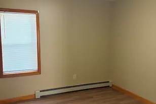 109 Ash St, Fall River, MA 02724 - Photo 5