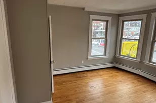 135 Lafayette Square, Haverhill, MA 01832 - Photo 17