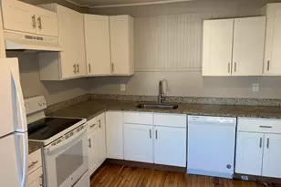 135 Lafayette Square, Haverhill, MA 01832 - Photo 3