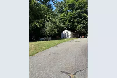16 Highland St #upper, Townsend, MA 01469 - Photo 25